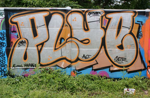 332 friche 93400 Saint Ouen