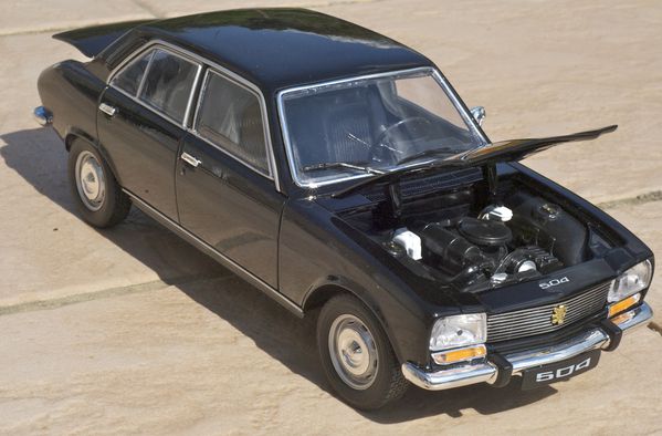 PEUGEOT 504 GL BERLINE NOIR WELLY19
