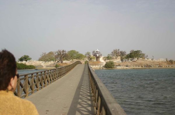 451-Passerelle-vers-le-cimetiere-jpg