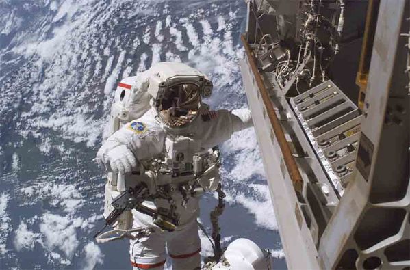 NASA1 043