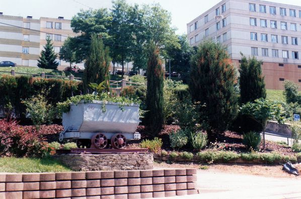1995b