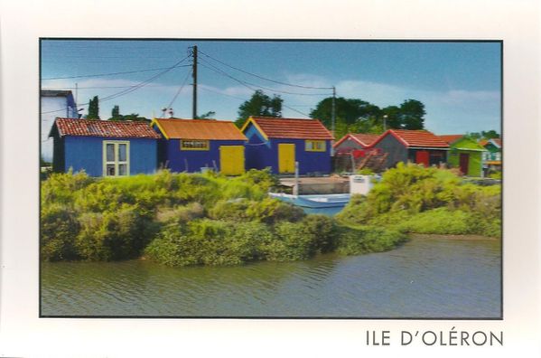 carte-postale-Les-cabanes-du-chateau-d-Oleron.jpg