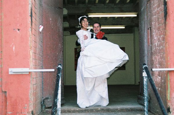 Taniuchi Tsuneko 2004 Micro-événement n° 24:Weddings