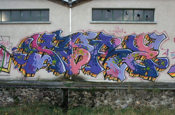 434 friche St Cyr l'Ecole 78210