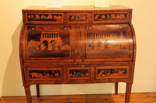Musée Rolin81 - Bureau à cylindre Fin XVIIIe s. [1024x768