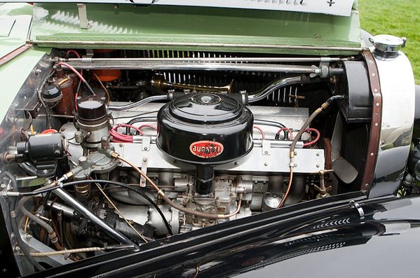 bugatti_type_57c_coupe_aerodynamique_1938_32.jpg