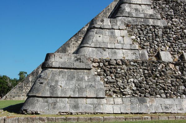Mayas Chichen Itza pyramide de Kukulcan (4)