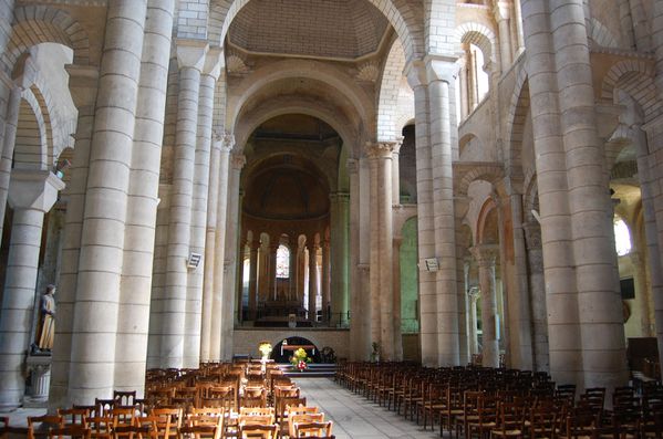 France Poitiers eglise saint Hilaire le Grand (4)