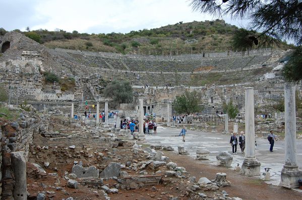 Ephese theatre (2)