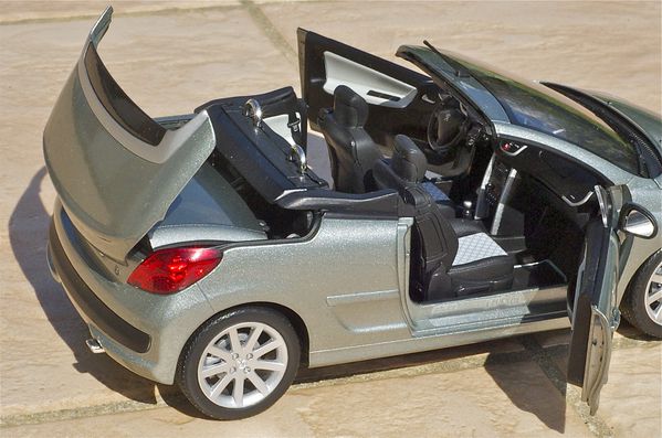 PEUGEOT 207 CC CABRIOLET GRIS NOREV15