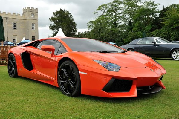 Lamborghini-Aventador LP700-4 2012