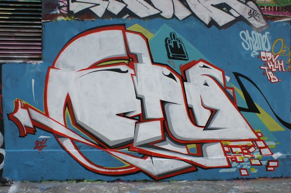 4383 rue des pyrenees 75020 15 avril 2011