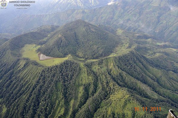 16.11.2011---Cerro-Machin---Ingeominas.jpg