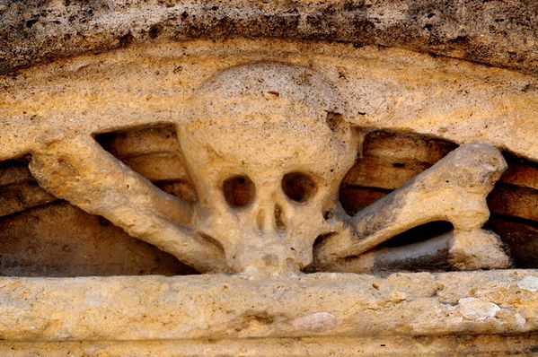 AMBONNAY,la stèle-- ( Didier Simonnet )