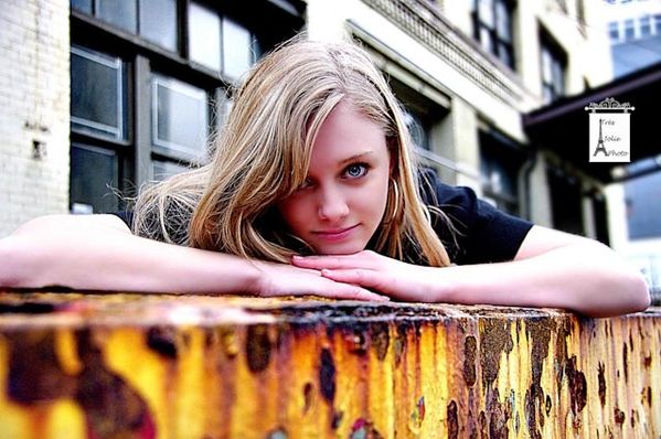 null tres-jolie-photo-senior-milwaukee--31-.jpg