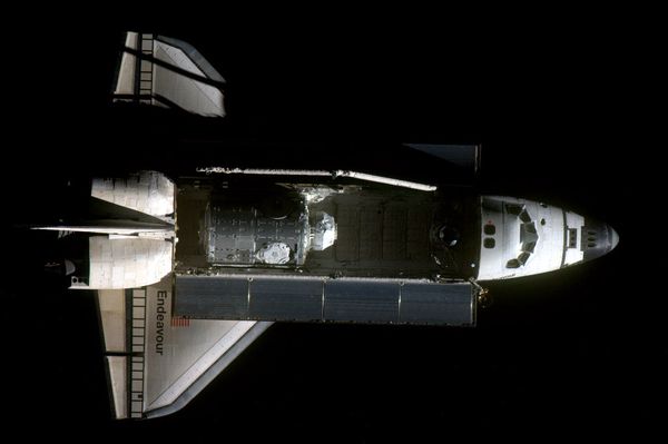 endeavour-en-approche-de-l-iss.jpg