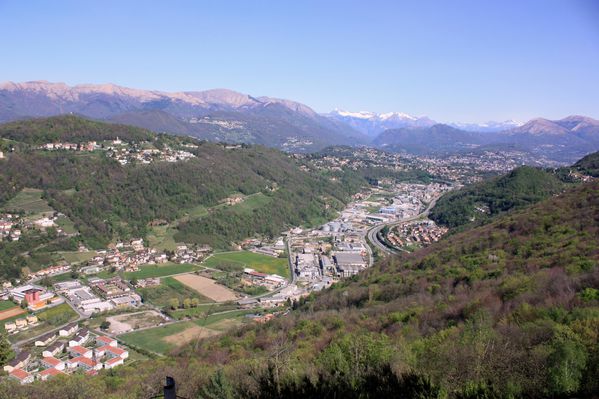 2011.04.10-Parco-San-Grato-Alpe-Vicania 9455