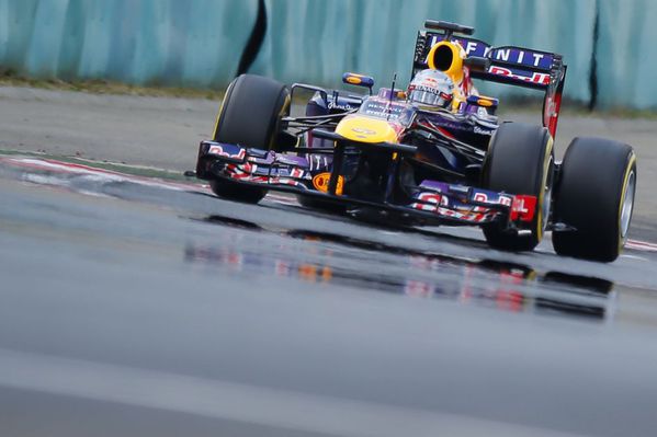 sem13jull-Z12-Sebastian-Vettel-En-piste-Hungaroring-GP-F1-H.jpg