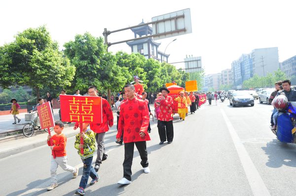 Chine - mariage chinois défilé 2