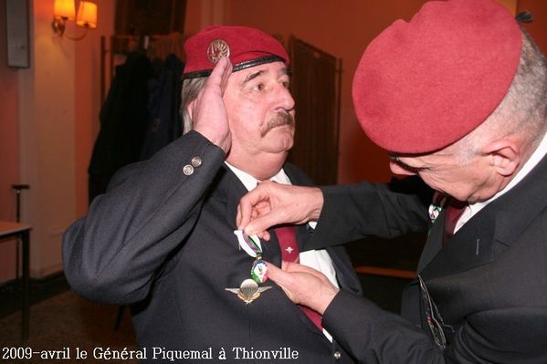 2009-avril-le-General-Piquemal-a-Thionville--7-.JPG