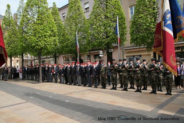 2011 Remise du nouveau Drapeau 52