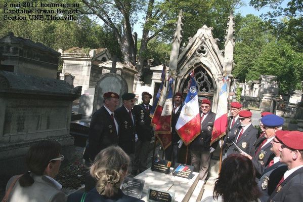 Mai 2011 Hommage au Capitaine Erwan Bergot (16)