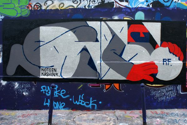 4414 rue des pyrenees 75020 16 avril 2011