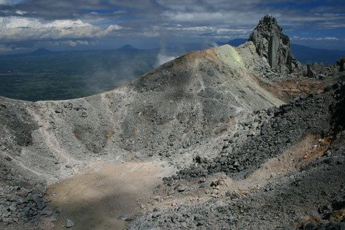 cratère sommital - summitpost-copie-1