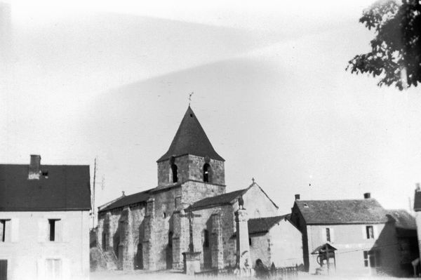 Église avant la réparation du clocher