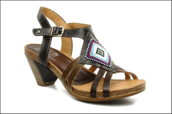pikolinos--Maasai---sandales-4-copie-1.jpg