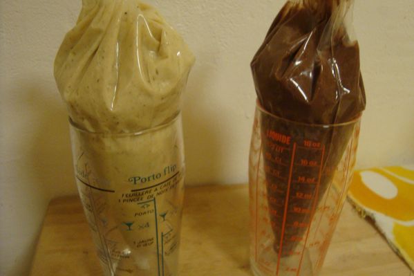 000 gravity cake (1)