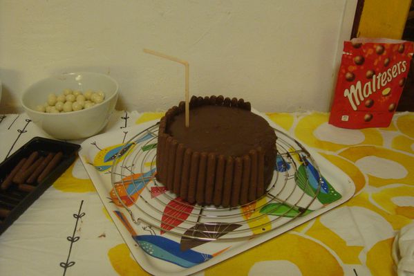 000 gravity cake (11)