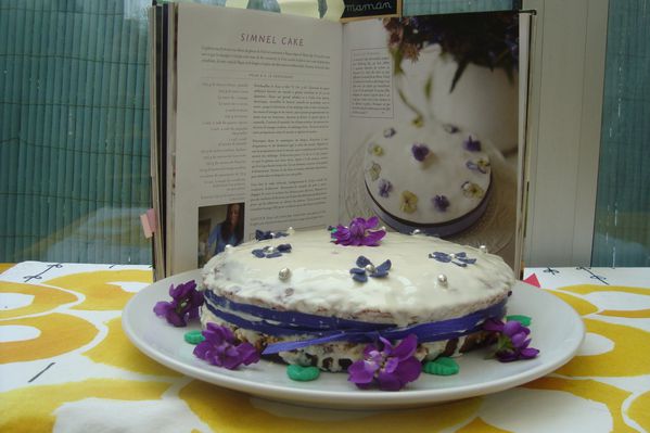 000 SIMNEL CAKE (20)