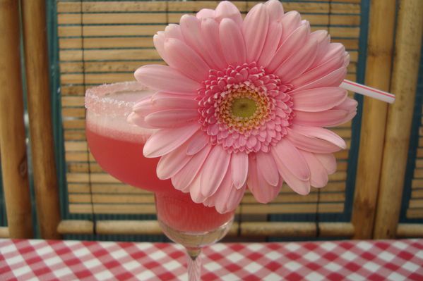 00000Cosmopolitan à la grenade 1