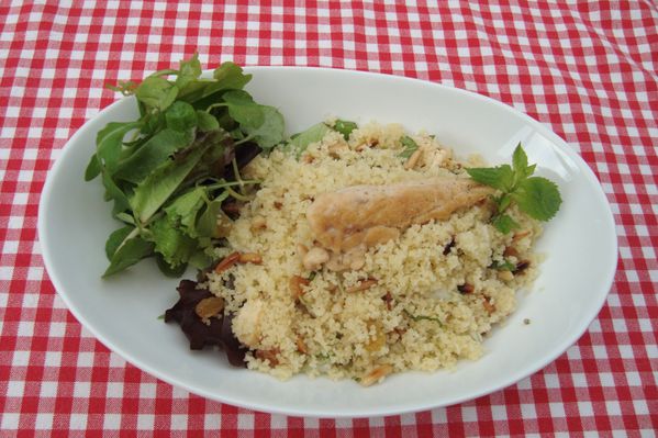 0000000salade de poulet grillé et semoule a la menthe 1