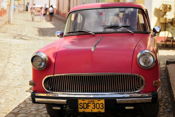 red cars from cuba by albi