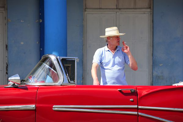 red cars from cuba and albi