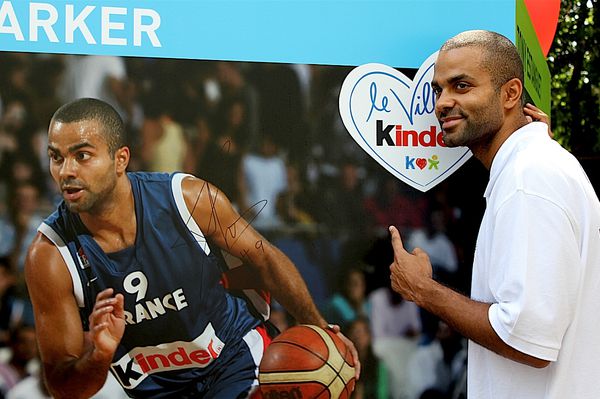 kinder-parker-signature.jpg