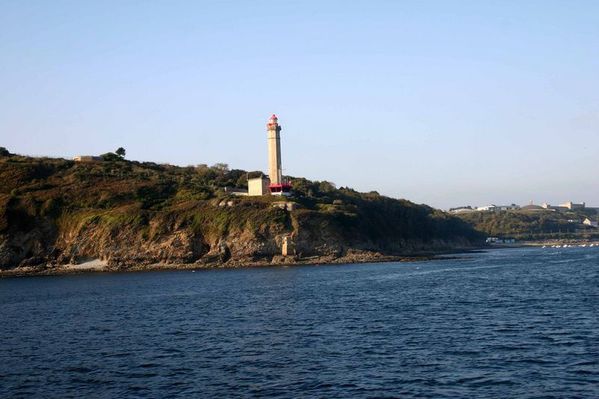 800px-Phare_du_Portzic02.JPG