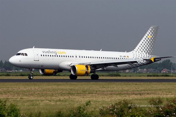 090606-Vueling-EC-JAB.jpg