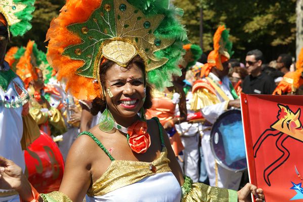 043 carnaval tropical 2011