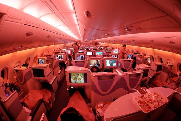 Emirates Airbus A380-861 Business classe