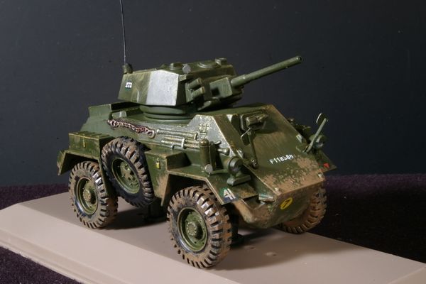 humber-armored-car-Mk-IV--706.jpg