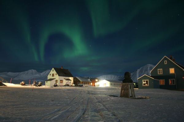 aurore_boreale_a_ny_aalesund.jpg