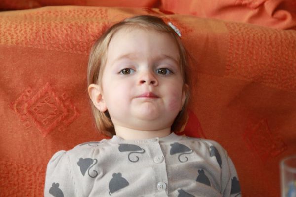 petite-fille-sage.jpg