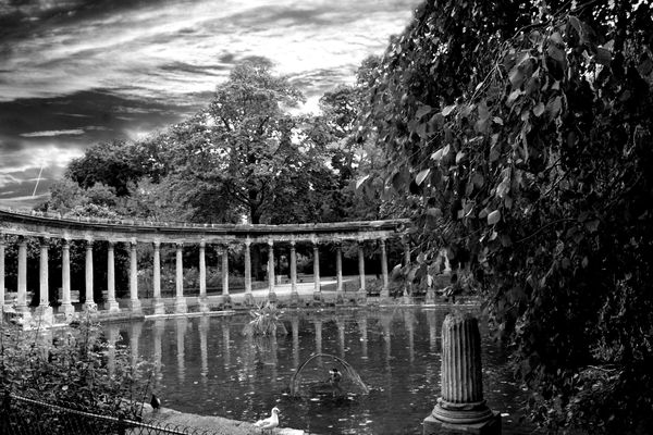 IH8 Parc Monceau, Paris