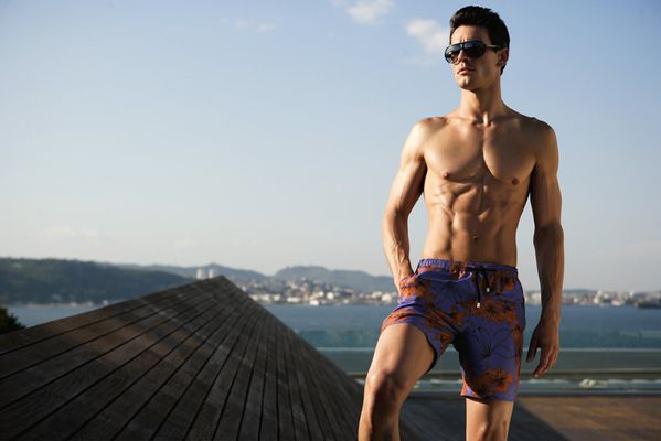 joshua-kloss-impetus-swimwear-2012-a1.jpg