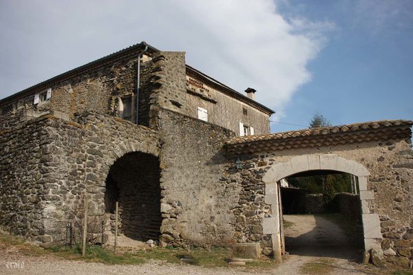 22mars2012-Plateau-ardechois-092a.jpg