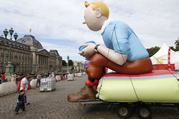 sem13sepc-Z14-Tintin-ballon-geant-Bruxelles.jpg