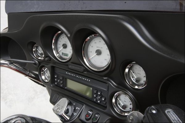 2009 Harley-Davidson FLHX Street Glide/Renegade - Black Hills Harley-Davidson, Lehman Trikes c-up 0331 FLHX Lehman Trikes 03